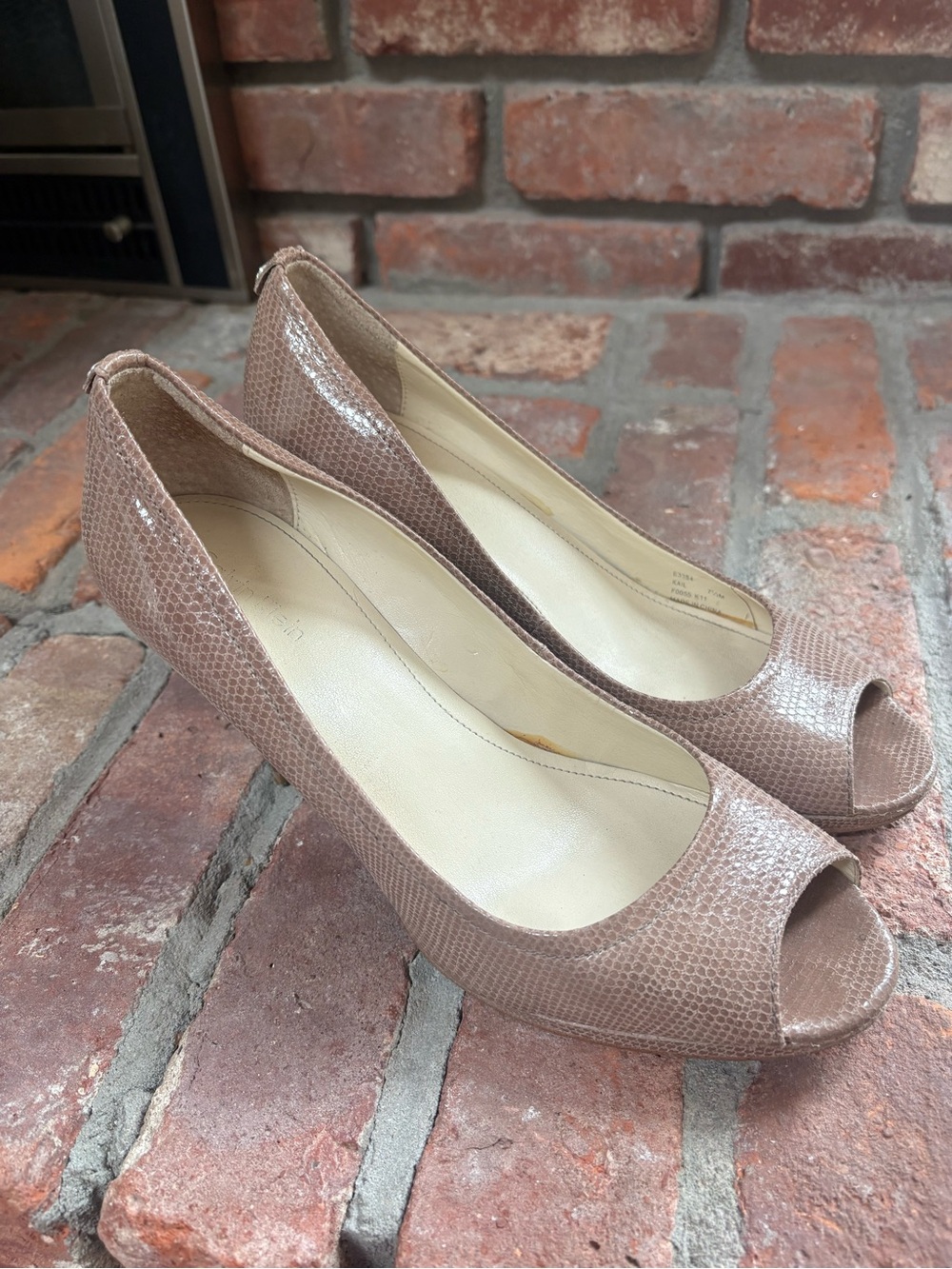 ⭐️ Calvin Klein Taupe Peep-Toe Heels with Subtle Lizard Texture - Picture 2 of 4